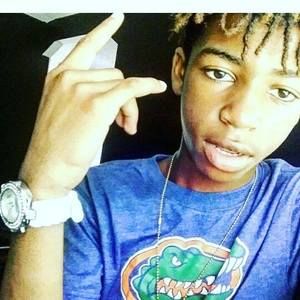 Meet your Posher, Hooper